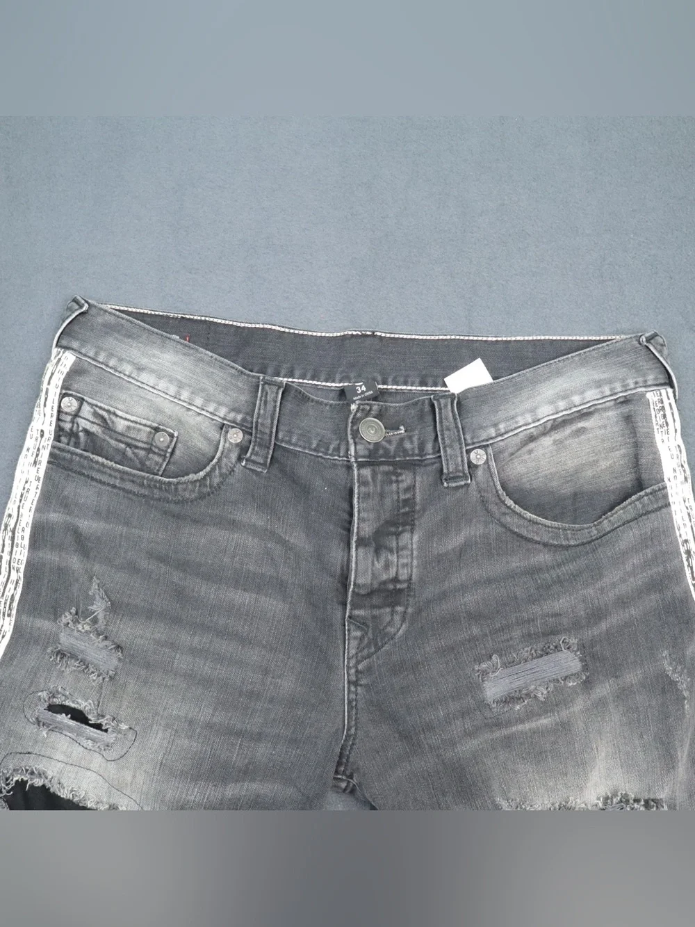 True Religion Geno Men's Distressed Denim Shorts Size 34 Gray Relaxed Slim